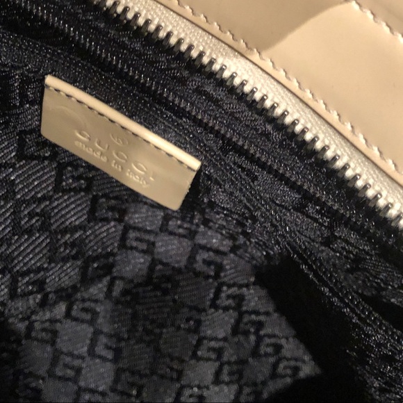 Vintage auth Gucci purse - Picture 4 of 13